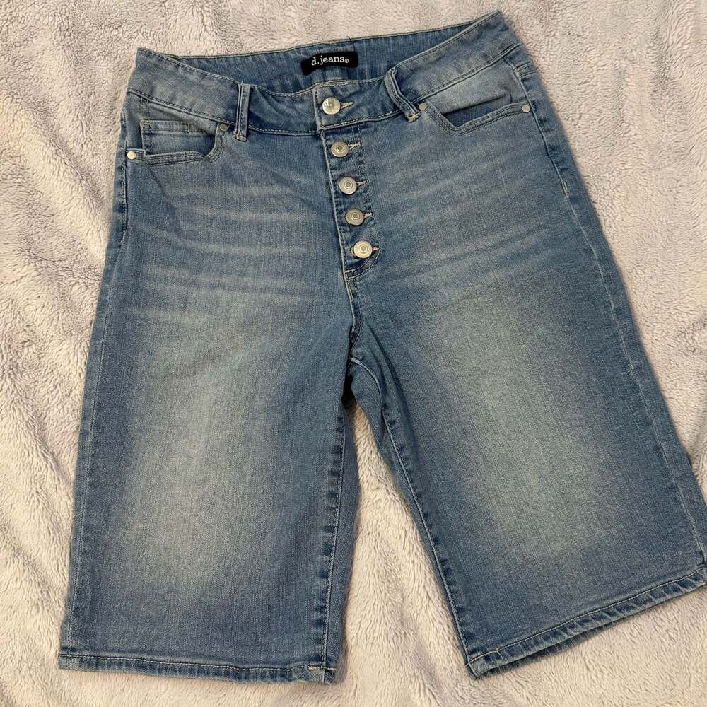Women's High Rise Button Fly Denim Bermuda Shorts Size 6